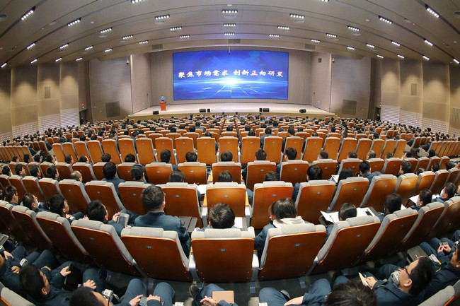 1月9日，山推啟動正向研發(fā)流程